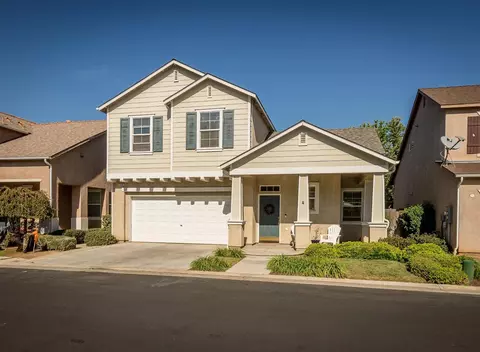 1685 Glen Dunbar Ln, Clovis, CA 93619 photo 1