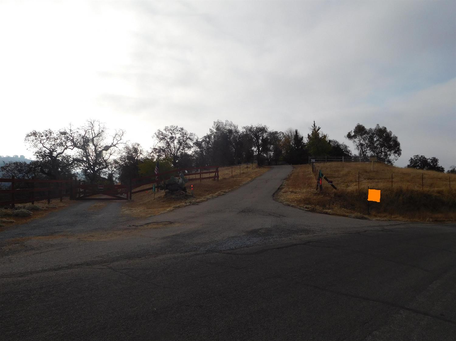 33957 Puma Ln, Squaw Valley, CA 93675 photo 1