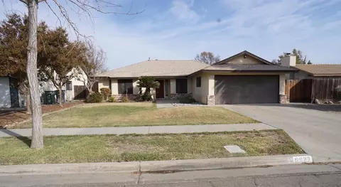 5927 E Washington Ave, Fresno, CA 93727 photo 1