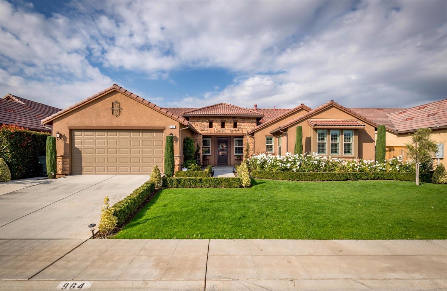 964 Whiteash Ave, Clovis, CA 93619 photo 1