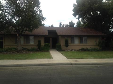 223 Fairmont Ave, Clovis, CA 93612 photo 1