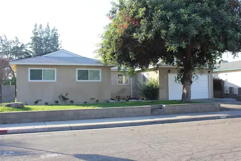 1446 Beverly Cir, Clovis, CA 93611 photo 1