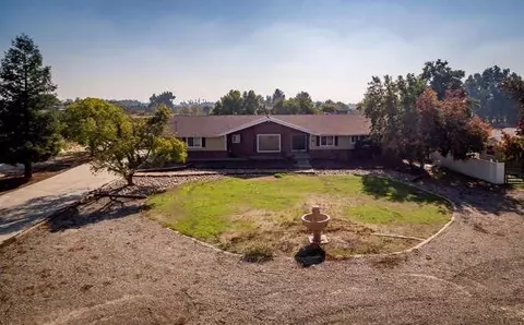 35412 John Albert Dr, Madera, CA 93636 photo 1