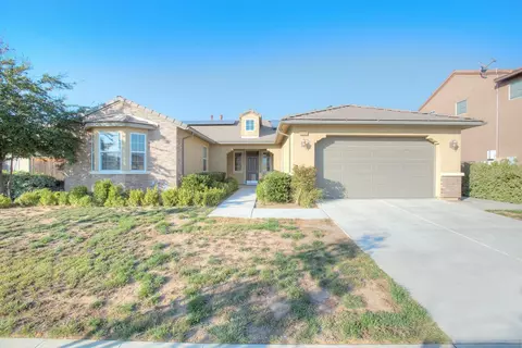 3235 Sierra Madre Ave, Clovis, CA 93619 photo 1