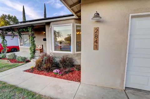 2841 E Shields Ave, Fresno, CA 93726 photo 1