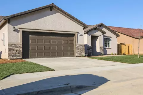 2786 Spencer Ave, Sanger, CA 93657 photo 1
