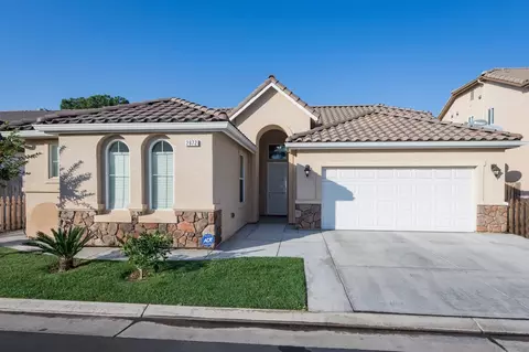 2872 Prato Ln, Clovis, CA 93611 photo 1