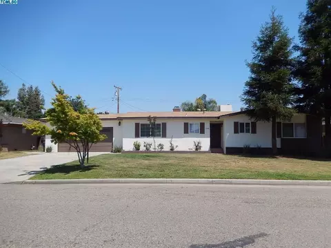 1748 E Academy, Tulare, CA 93274 photo 1