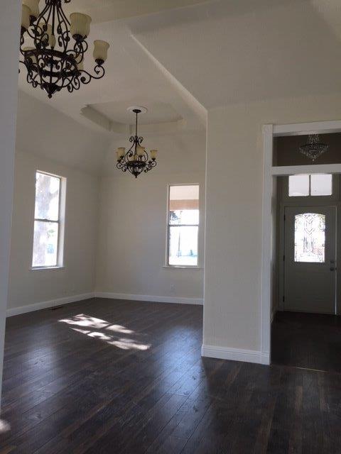 209 E 3rd St, Madera, CA 93638 photo 1