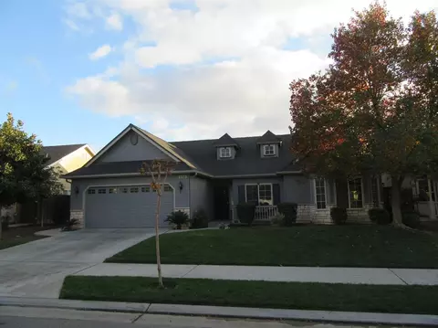 698 Prescott Ave, Clovis, CA 93619 photo 1