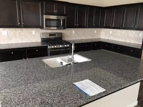 3317 Descanso Ave, Clovis, CA 93619 photo 1