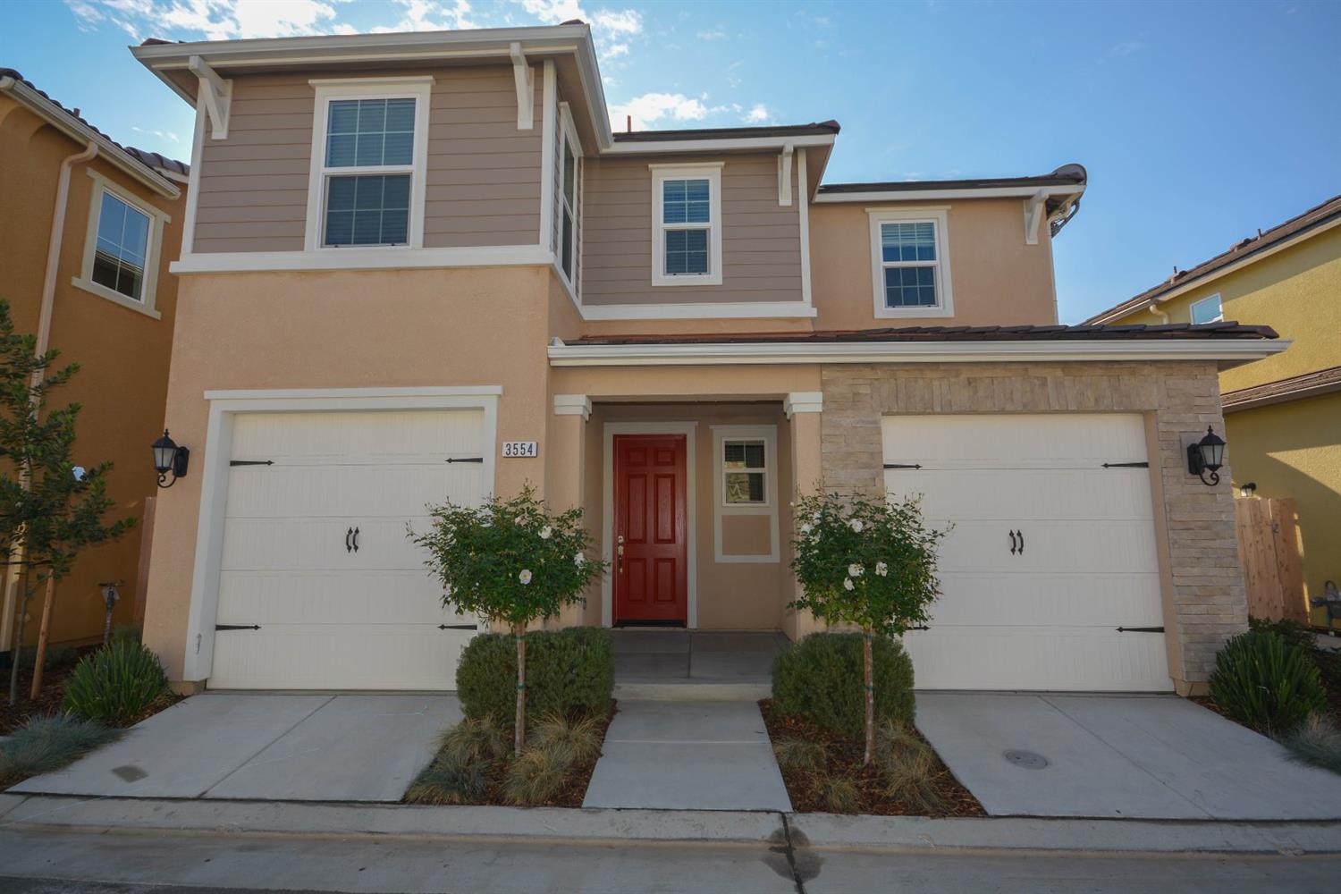 3554 Luminary Way, Clovis, CA 93619 photo 1