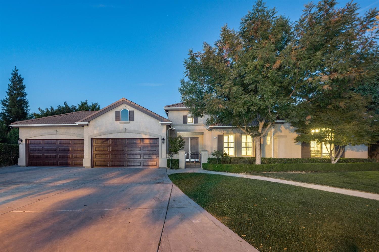 375 Heritage Ave, Clovis, CA 93619 photo 1