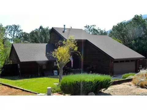 40485 Goldside Dr, Oakhurst, CA 93644 photo 1