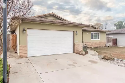 650 W Indianapolis Ave, Clovis, CA 93612 photo 1