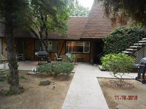 563 W Alamos Ave, Clovis, CA 93612 photo 1
