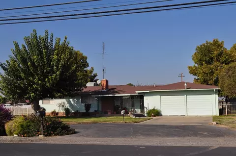 1677 Storey Rd, Madera, CA 93638 photo 1