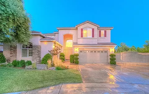 1805 N Pistachio Ave, Clovis, CA 93619 photo 1