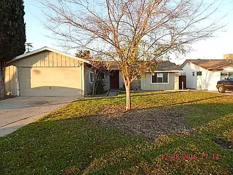 27323 Saunders Rd, Madera, CA 93637 photo 1