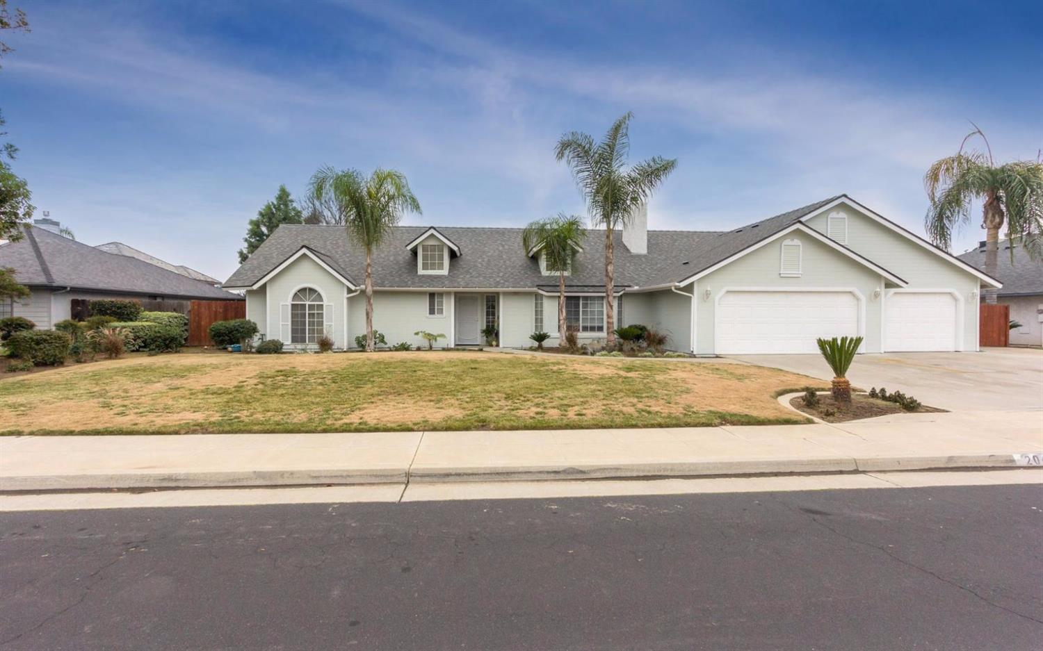2044 Swift Ave, Clovis, CA 93611 photo 1