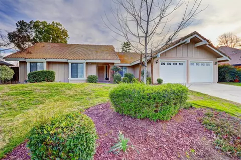 601 E Quincy Ave, Fresno, CA 93720 photo 1