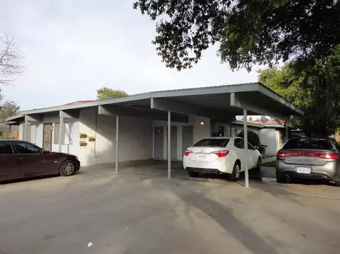 730 E Kaweah Ave, Visalia, CA 93292 photo 1