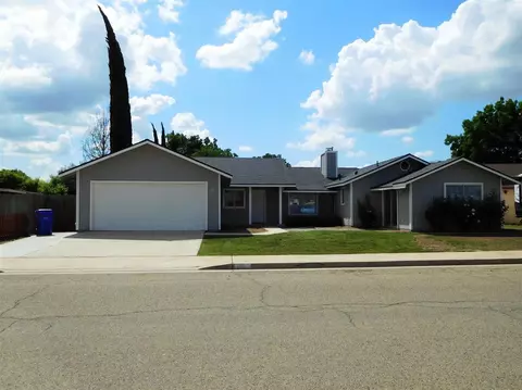 1111 N Patsy Dr, Porterville, CA 93257 photo 1
