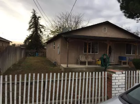237 S Maple, Pixley, CA 93256 photo 1