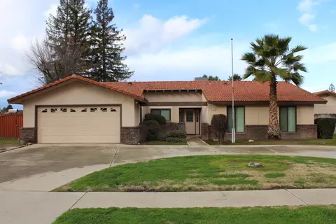 405 W Sierra, Clovis, CA 93612 photo 1