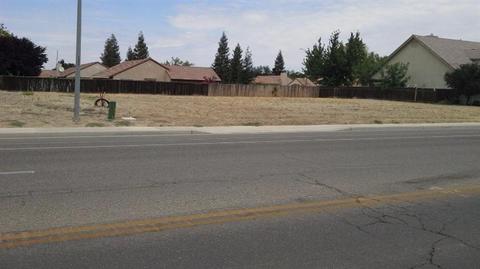 15718 W Kearney, Kerman, CA 93630 photo 1