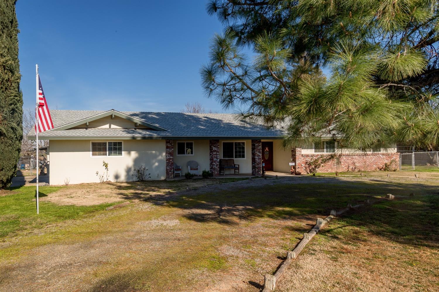 5292 E Nees Ave, Clovis, CA 93611 photo 1
