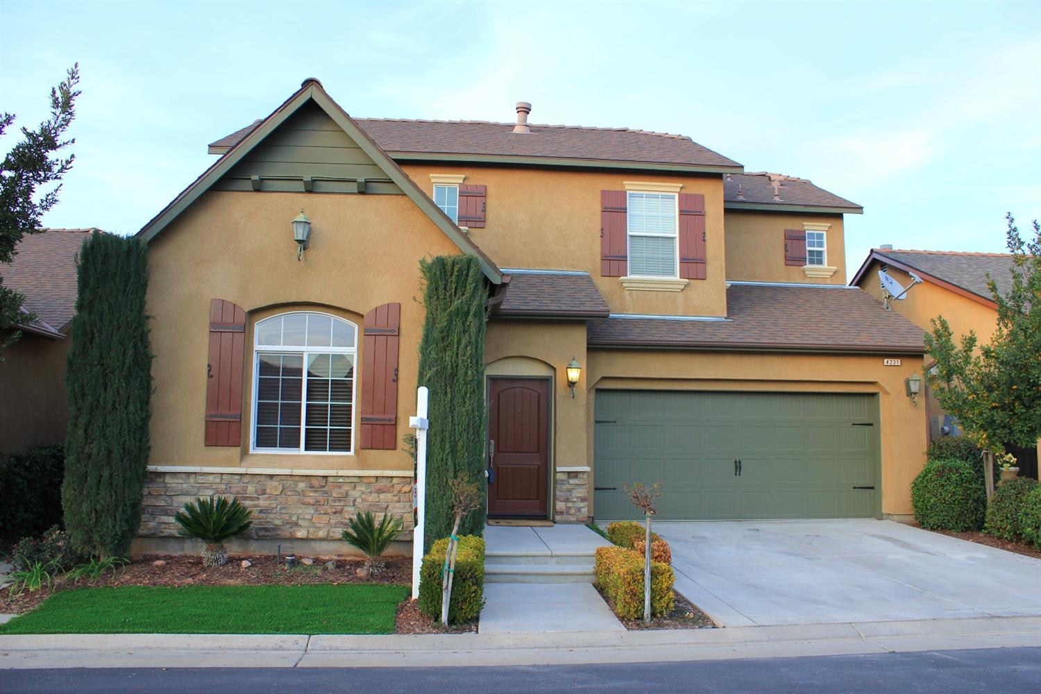 4231 Serena Ln, Clovis, CA 93619 photo 1