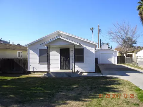 651 S 8th St, Kerman, CA 93630 photo 1
