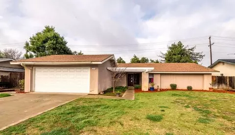 430 Mc Arthur Ave, Clovis, CA 93611 photo 1
