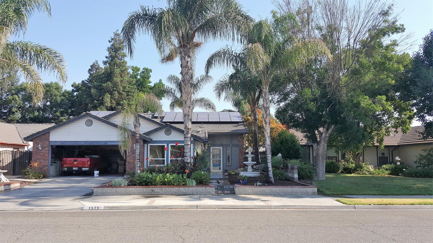 1525 University Ave, Madera, CA 93637 photo 1