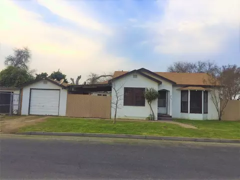 201 Roberts Ave, Madera, CA 93637 photo 1