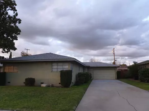 4015 E Shields Ave, Fresno, CA 93726 photo 1