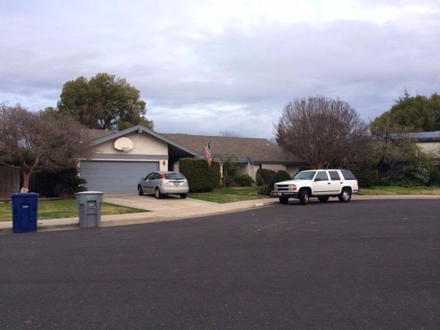 2466 Bliss Blvd, Clovis, CA 93611 photo 1
