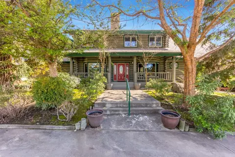 17974 Auberry Rd, Clovis, CA 93619 photo 1