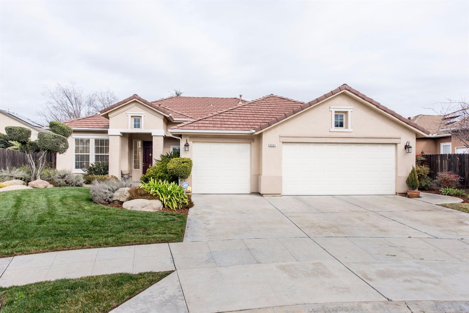 2441 Magill Ave, Clovis, CA 93611 photo 1