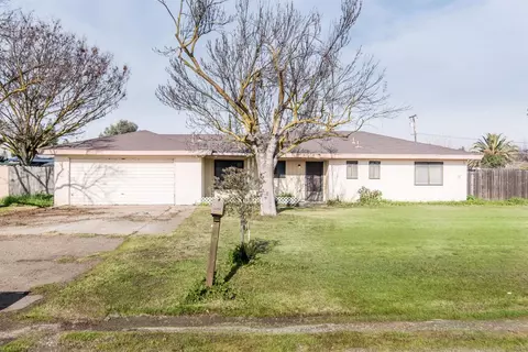 25791 Martin St, Madera, CA 93638 photo 1