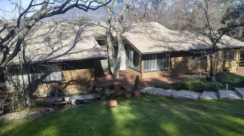 21219 Tollhouse Rd, Clovis, CA 93619 photo 1