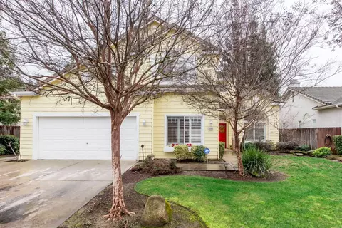2258 E Wrenwood Ave, Clovis, CA 93611 photo 1