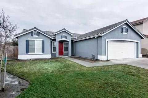 3388 Poe Ave, Clovis, CA 93619 photo 1