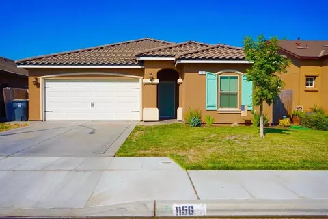 1156 S Berry Dr, Madera, CA 93637 photo 1