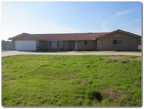 6847 N Highland Ave, Clovis, CA 93619 photo 1