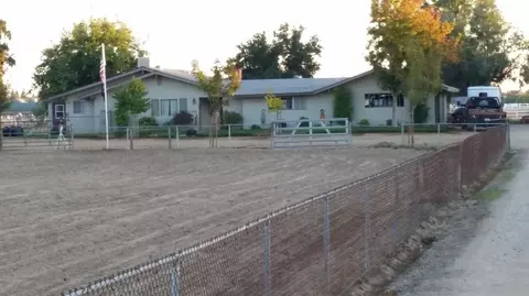 8379 E Herndon Ave, Clovis, CA 93619 photo 1