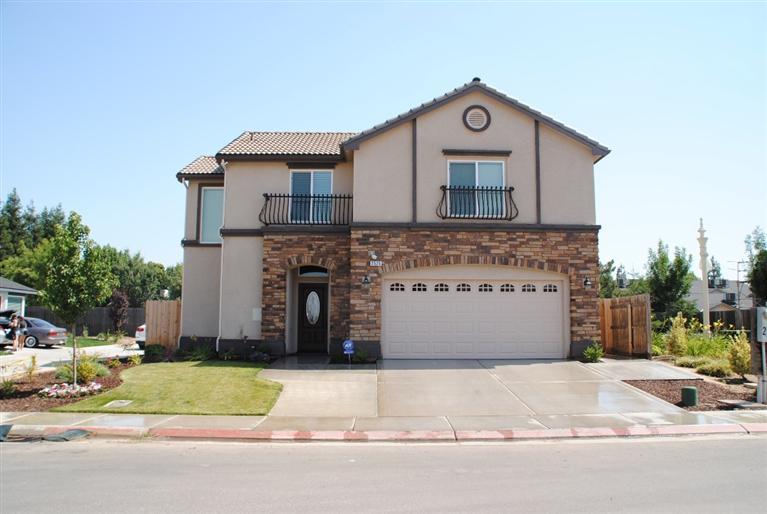 2525 Eileen Ave, Sanger, CA 93657 photo 1