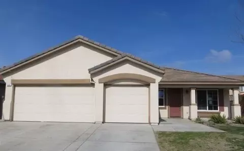 520 Cherry Ct, Chowchilla, CA 93610 photo 1