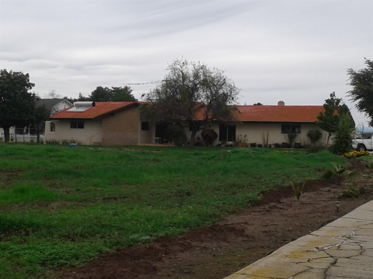 14592 E Shaw Ave, Sanger, CA 93657 photo 1